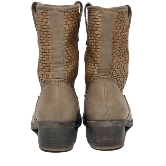 Bare Trap Booties - Picture 6 of 6